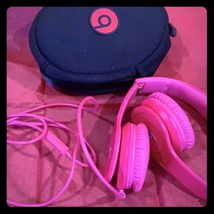 Pink Beats by dr. Dre